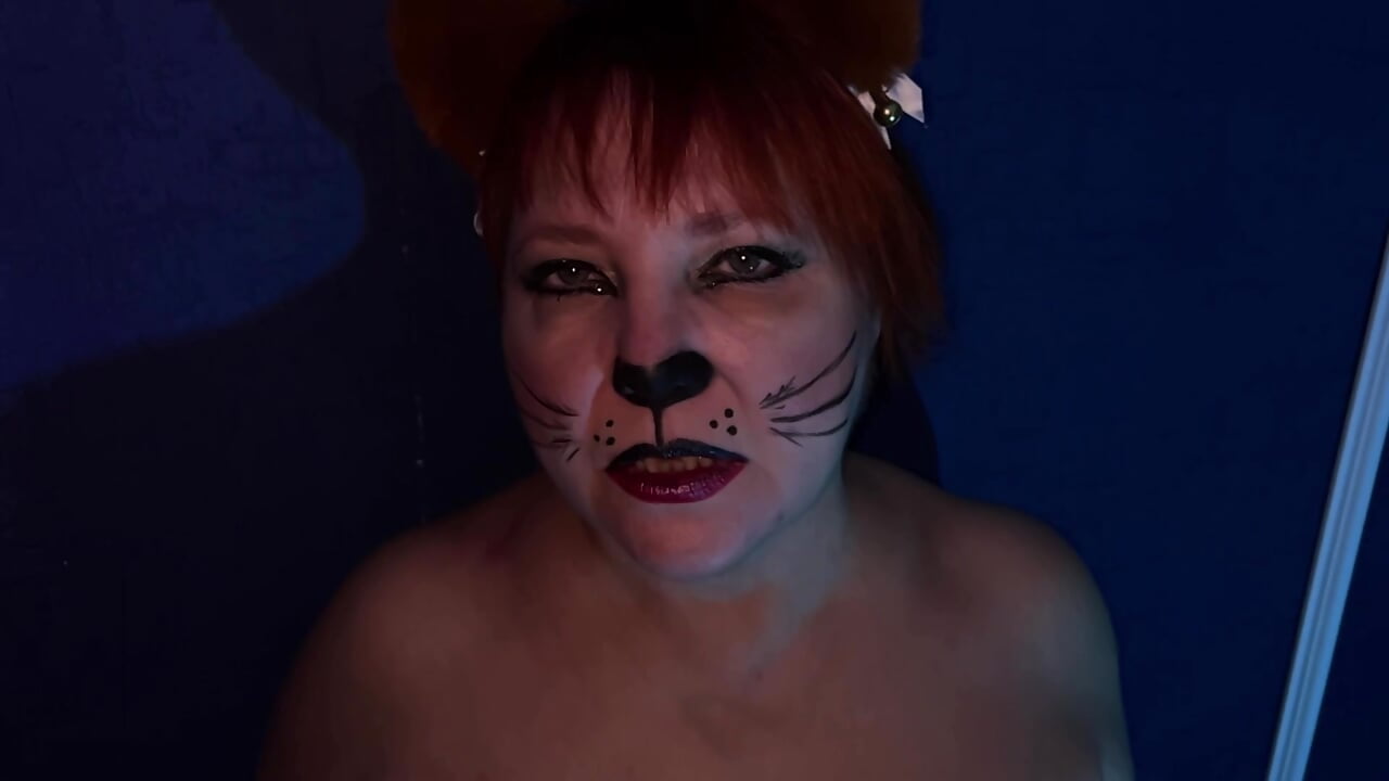 Domestic or wild? You want to tame it? - video by Kira_Kingslee cam model