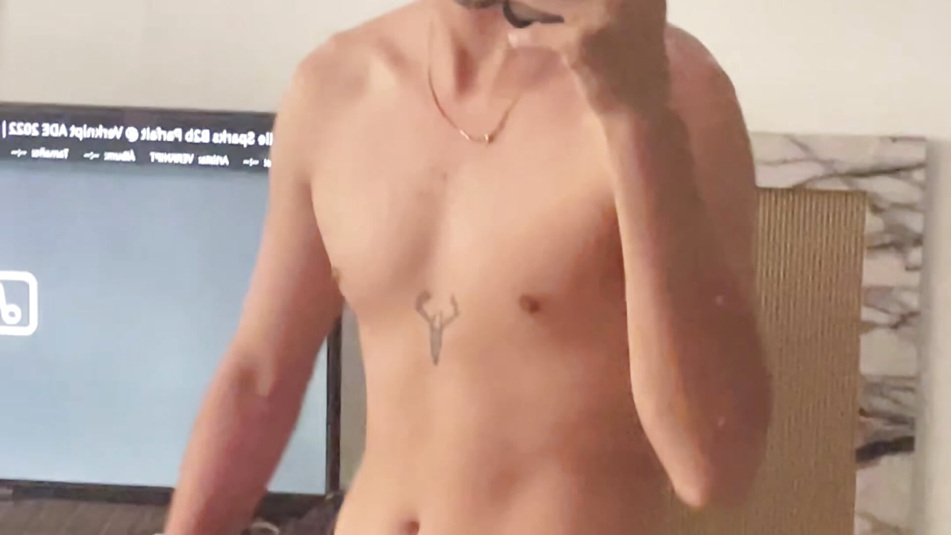 😋 - vidéo du modèle de showcams Johannes_mills