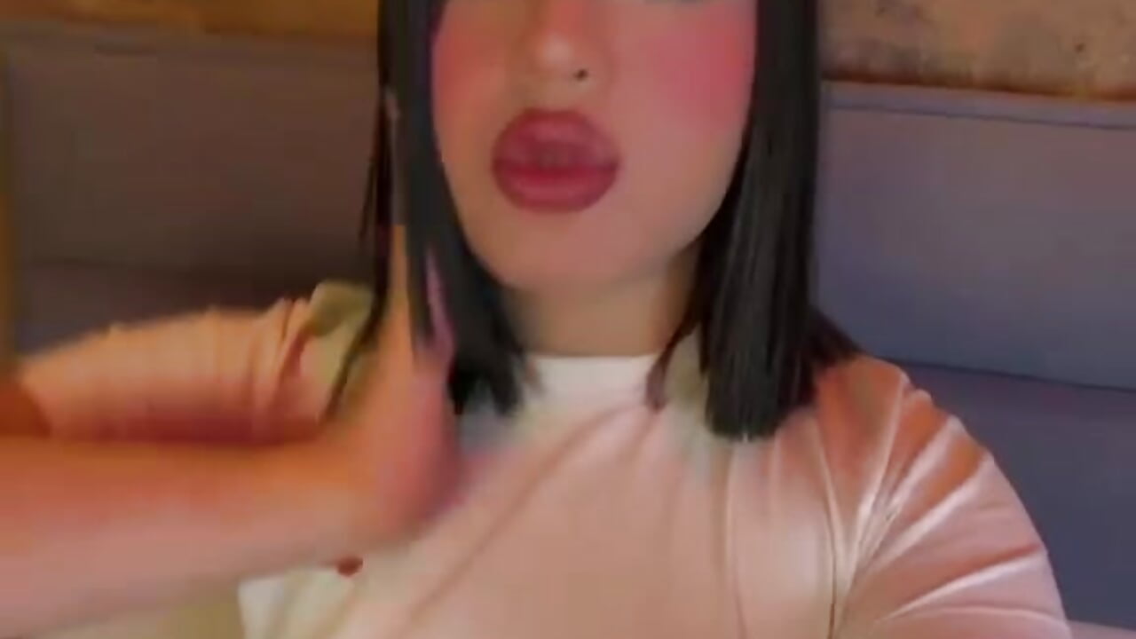 BBY KISS - GlossyBratz主播的视频