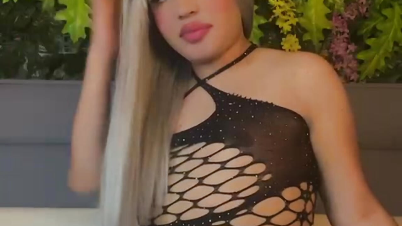 kiss for you - GlossyBratz主播的视频