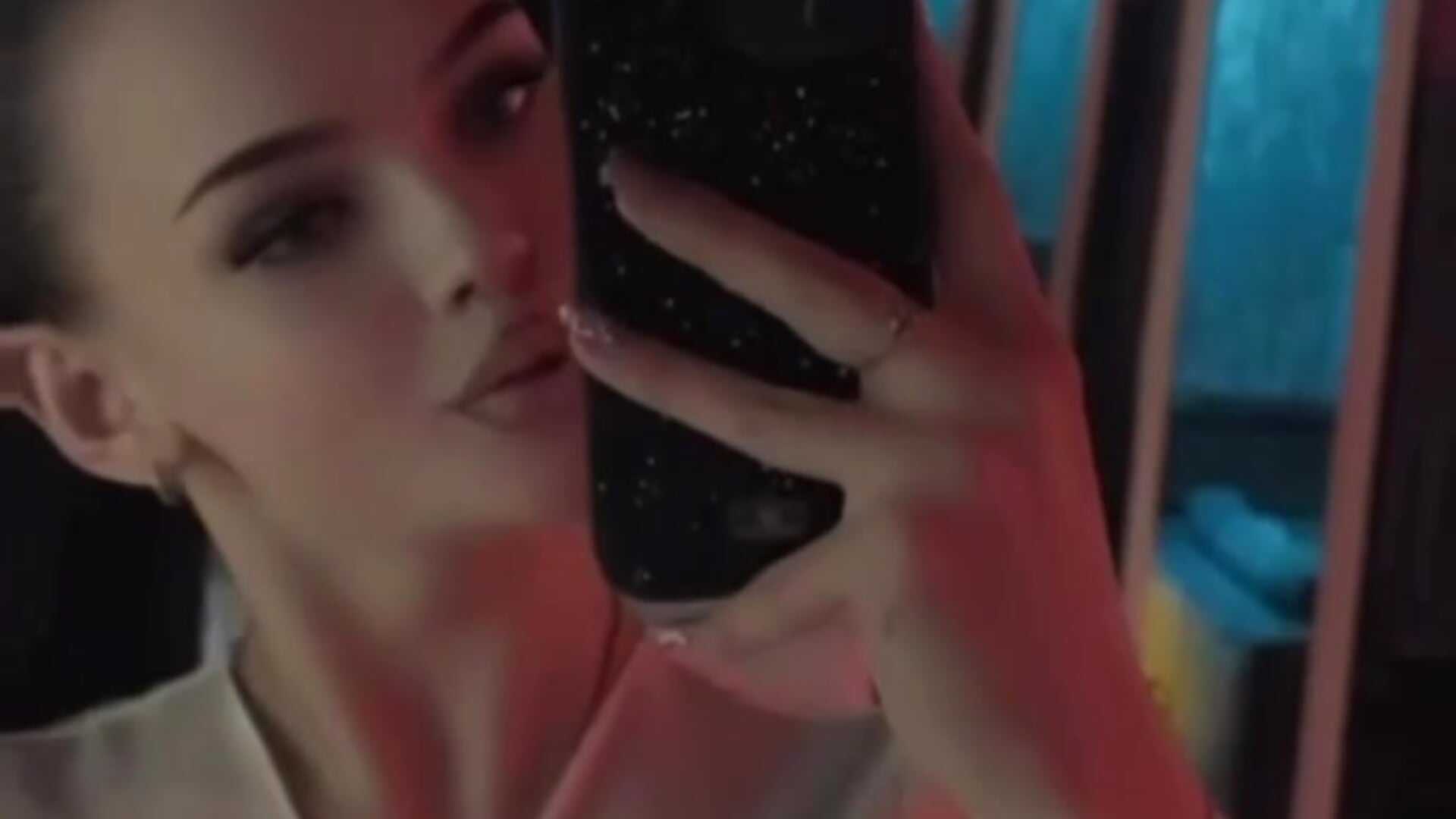 IMG_9459 - відео від вебкаммоделі DoraMorgan