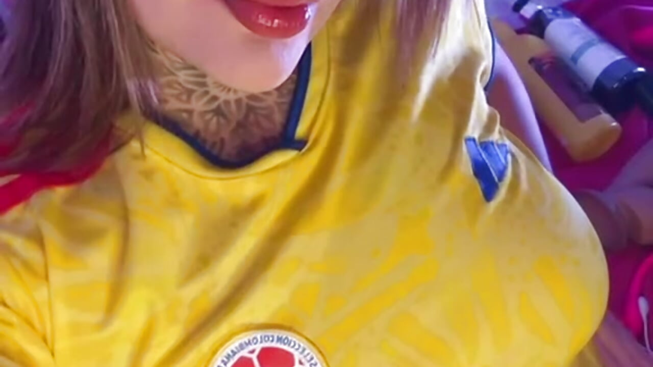 COLOMBIA ⚽🇨🇴 - Elie-RothXXX adlı kamera modelinin videosu