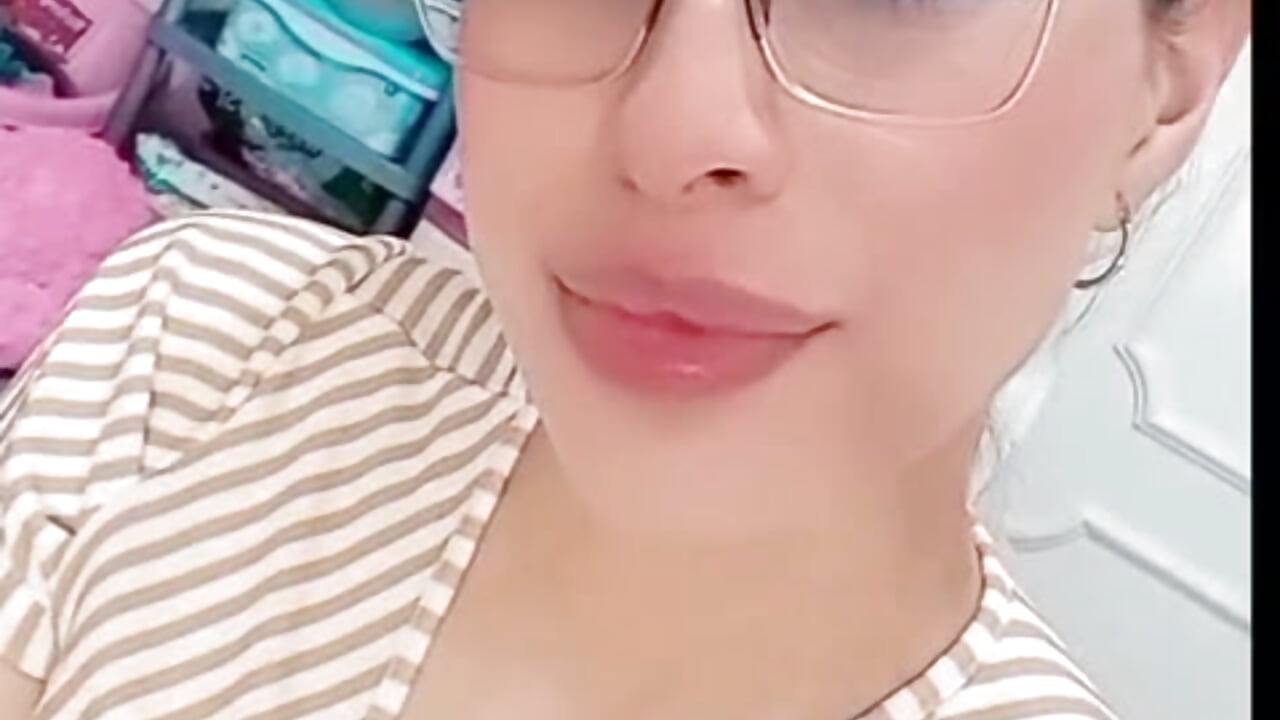 WhatsApp Video 2026-03-27 at 4,46,08 PM - วิ  ดีโอโดย Angela_Basseth โมเดลแคม