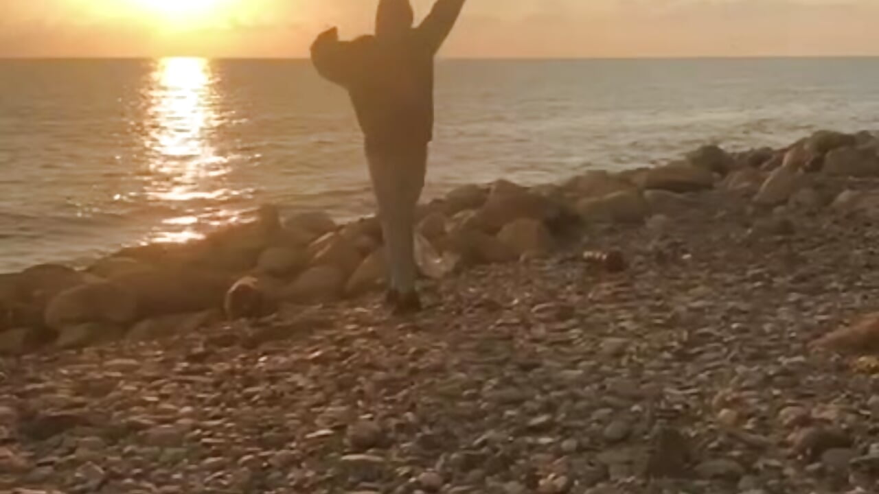 Sunset on the beach – video od webkamerové modelky Lucya_Model