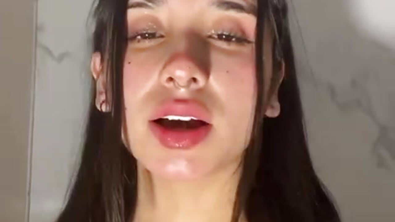 it's me - video by Ally_Bu cam model