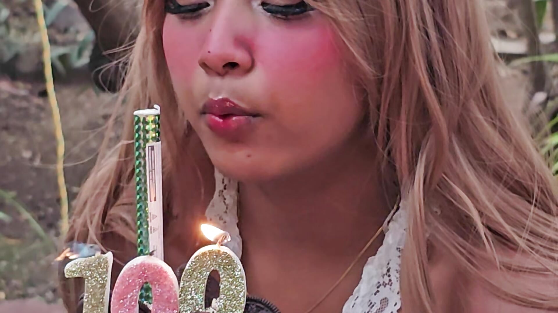 Thx for the 100k!!! 💖 - video by Pretty_karol cam model