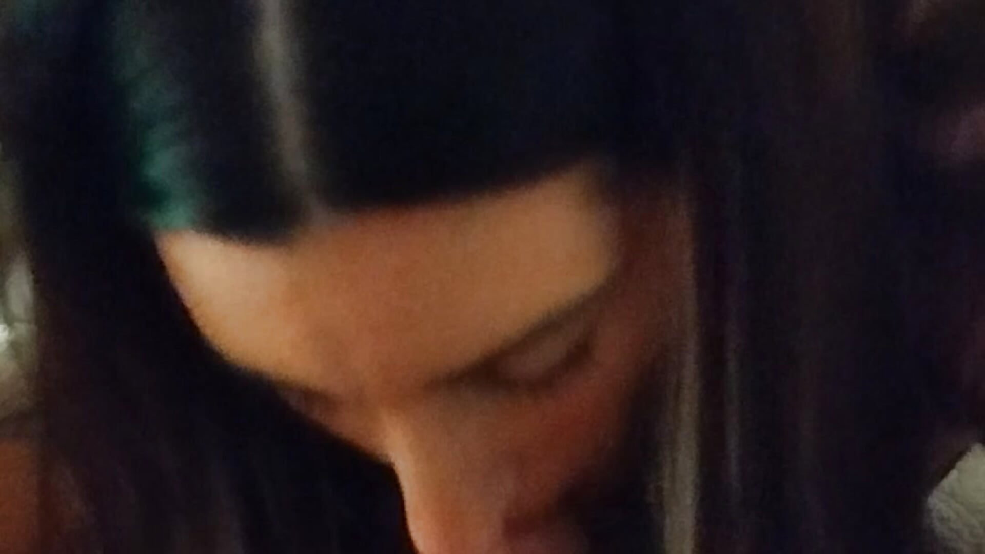 1000108921 - video oleh model kamera FreyayLion