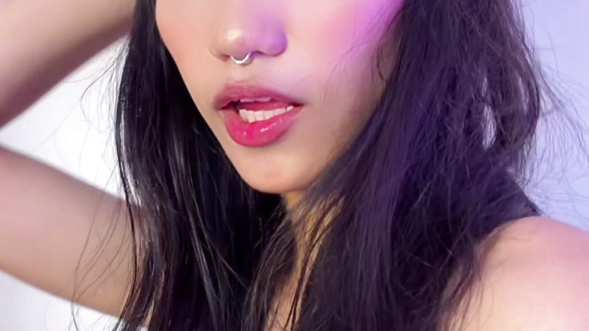 Do you like my outfit?😏😍 - video by Belleza_Salvaje cam model