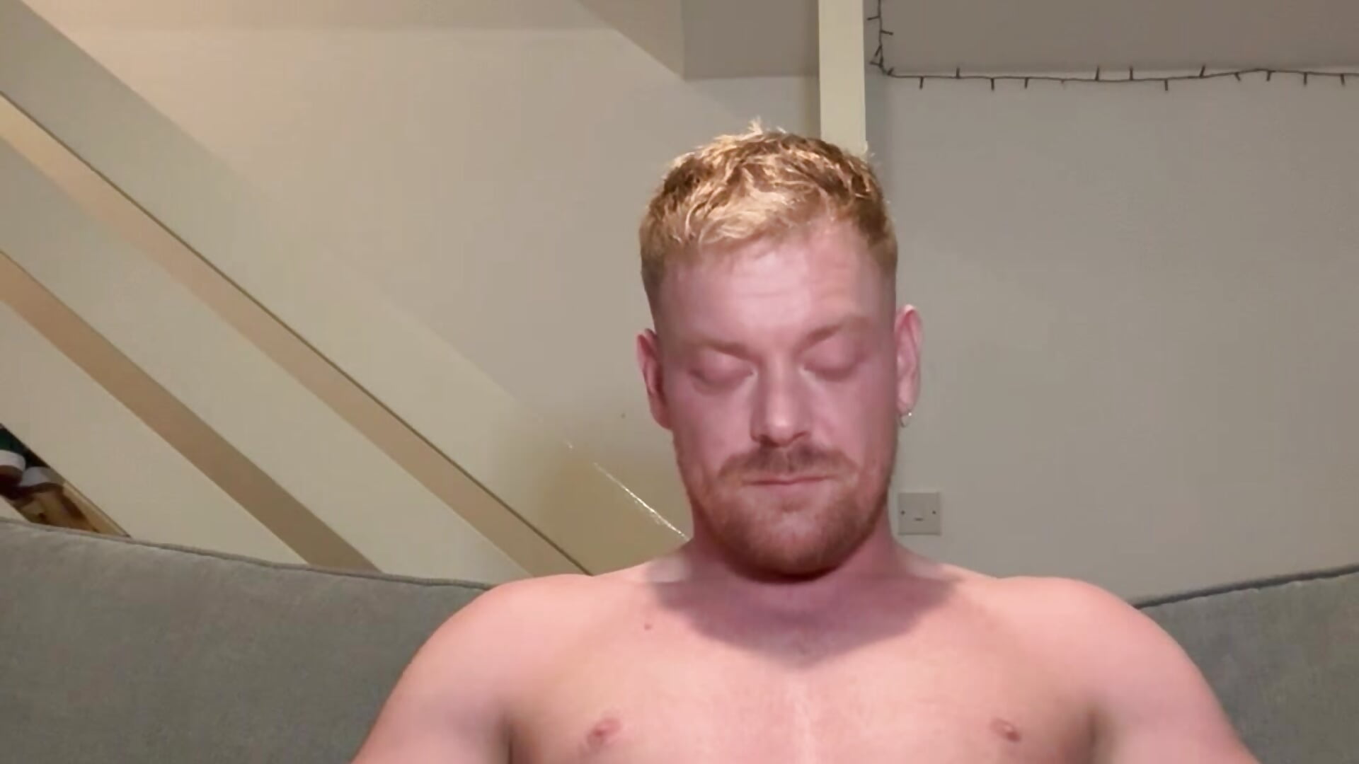 Трендове відео  3330 вебкаммоделі FarmingMangler