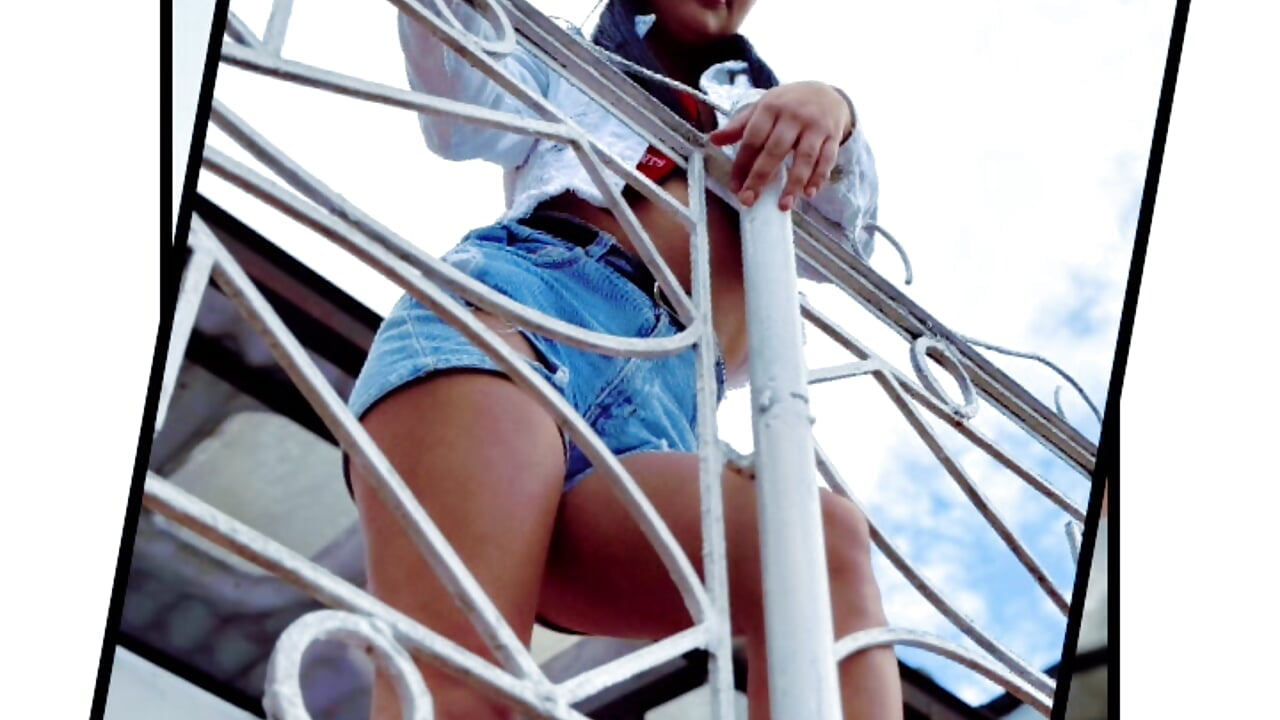 Hi 💜💜 - video oleh model kamera Aranza___