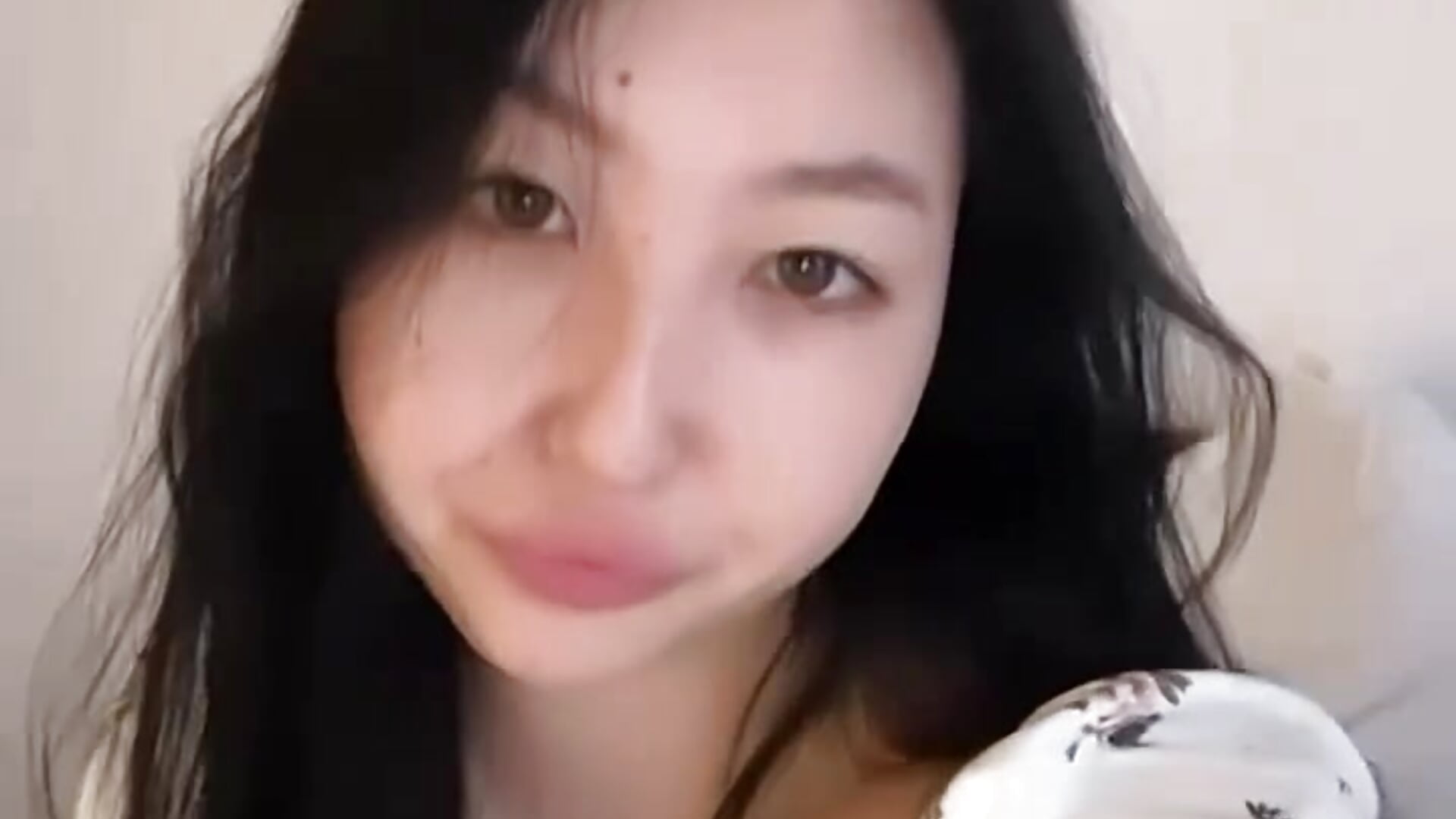 🌺Sexy morning in bed🌺 - Video von Ameliya_kim Cam-Model