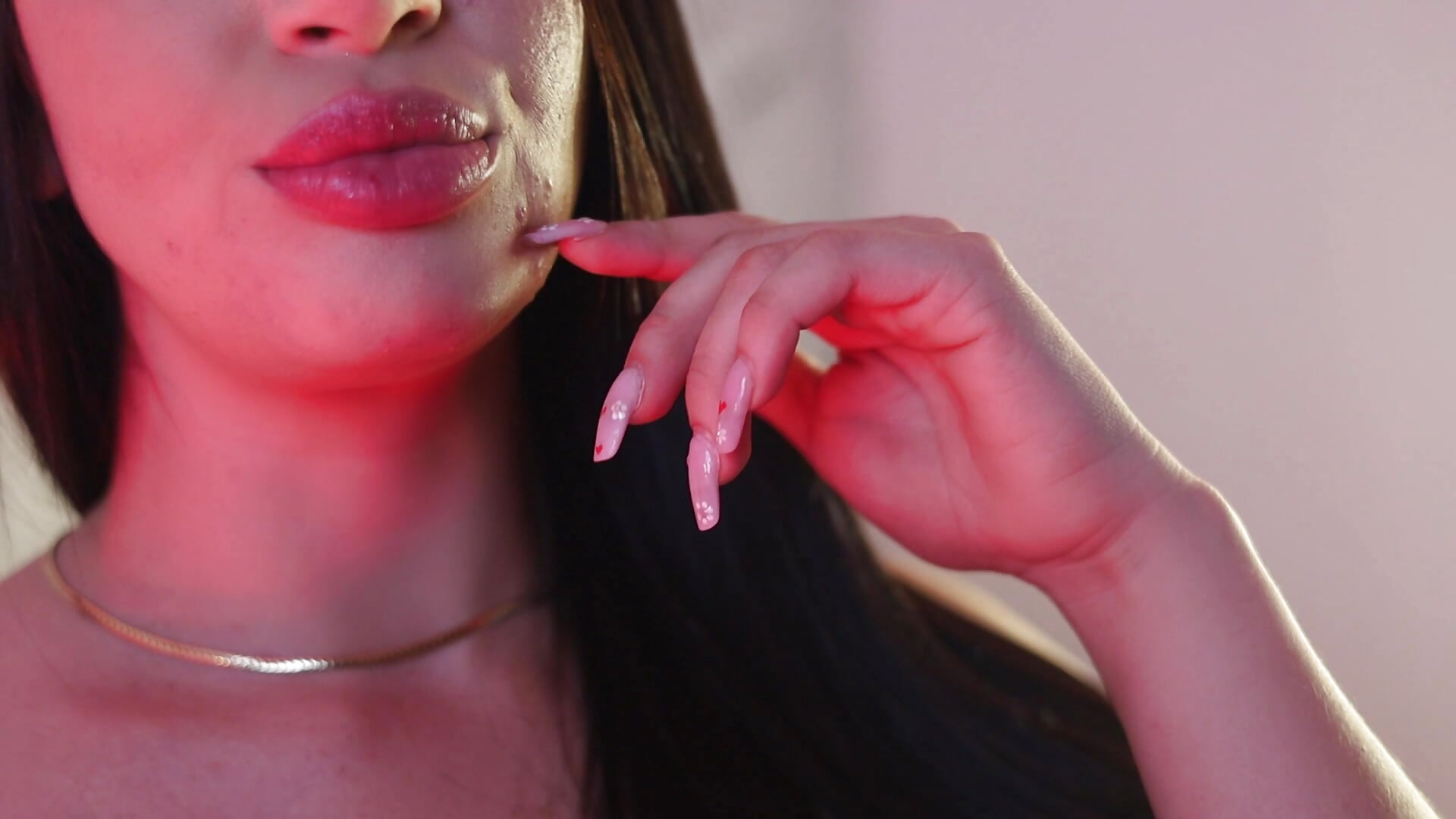 lips – video modela na kameri VictoriaKane