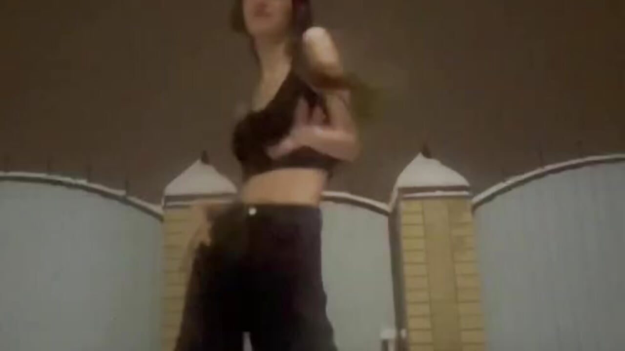 Feel my vibe - video by AnnyAshley cam model