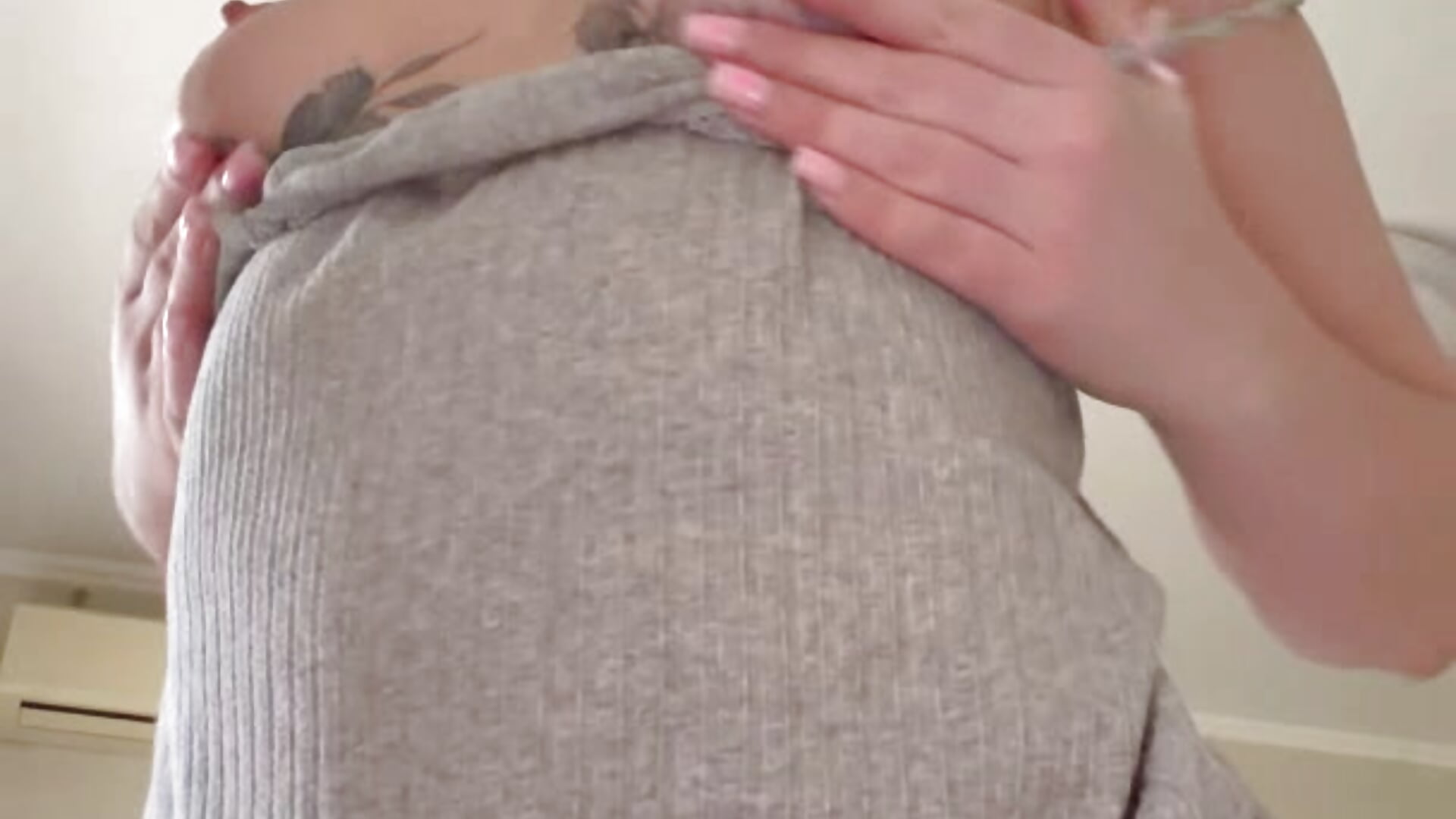 I flashed my boobs for you - vídeo de AriaPureTemptation modelo de câmara