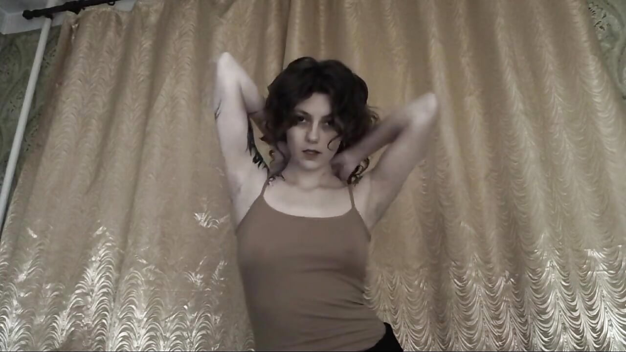 video_2026-04-30_22-59-53 (online-video-cutter,com) – video modela na kameri ShirleyNibbs