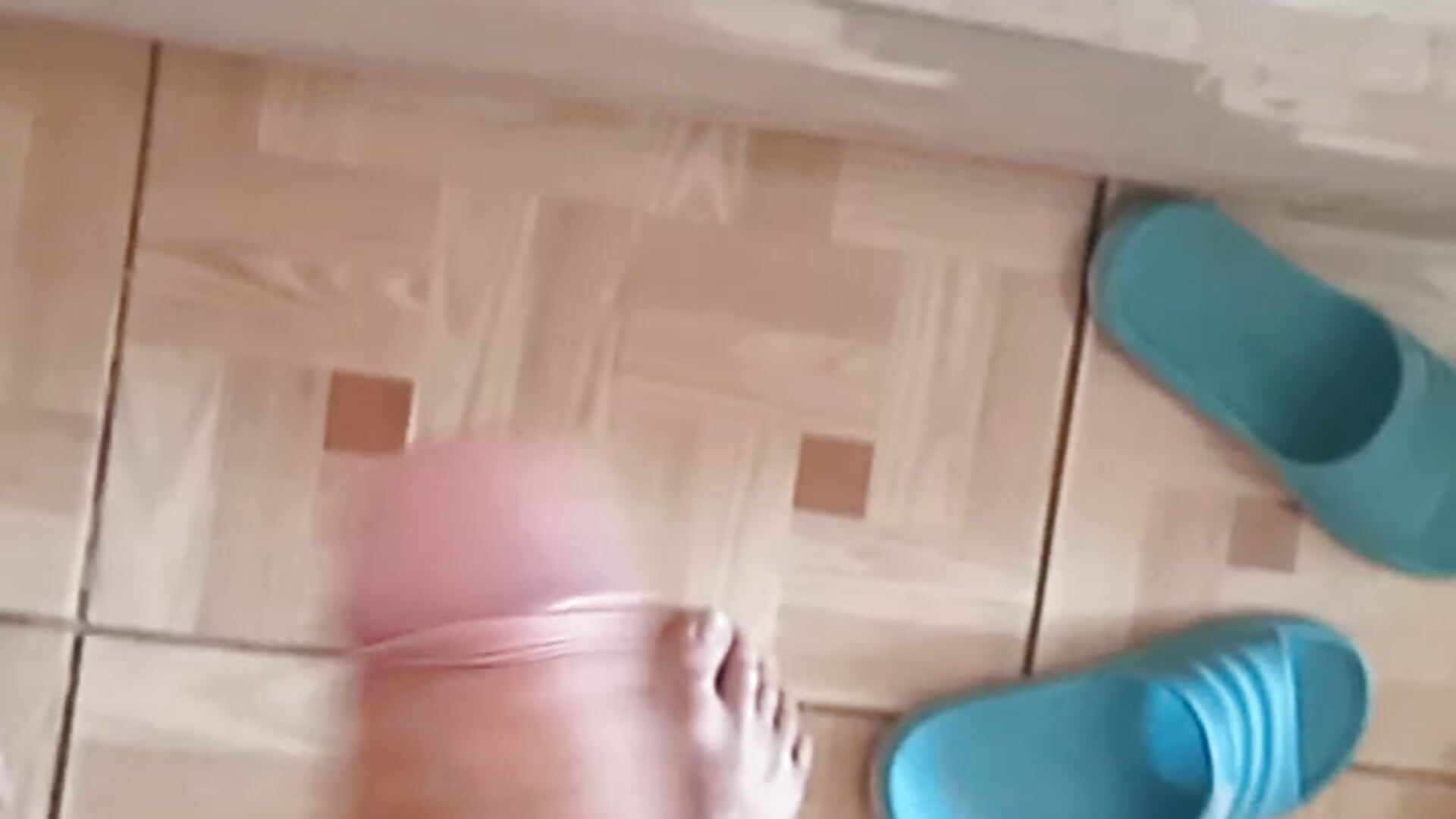 VID-20260102-WA0007－カメラキャストの_nnuw_york_17の動画