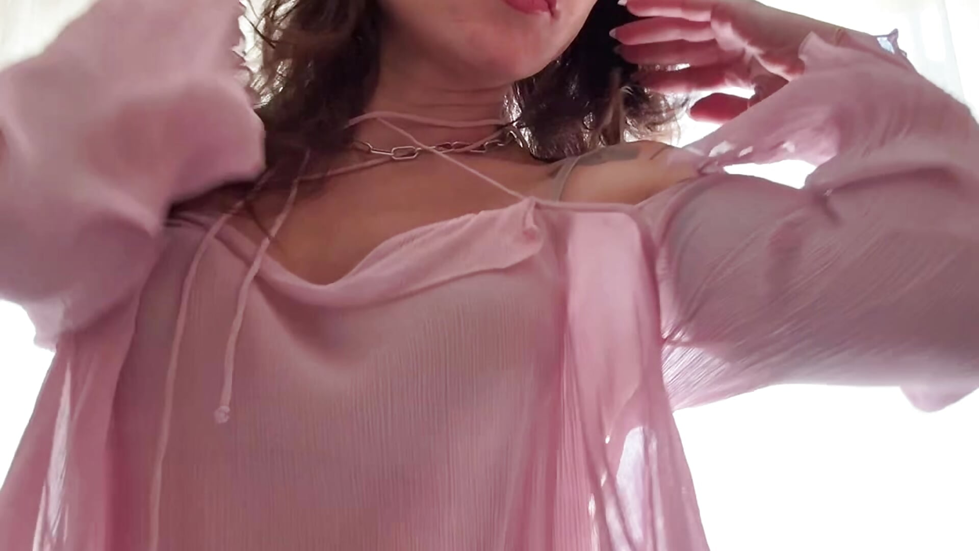 Fairy tale vibes with me 🌸 - vídeo de la modelo de cam liubae