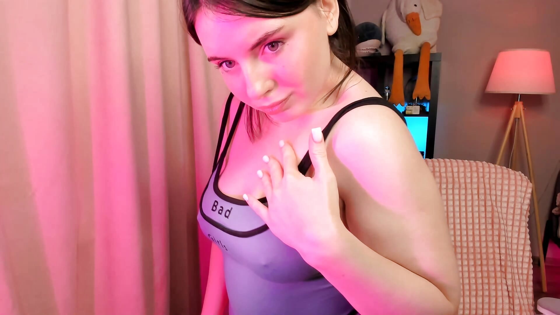 Bad girls - video by Jenifer_dolly cam model