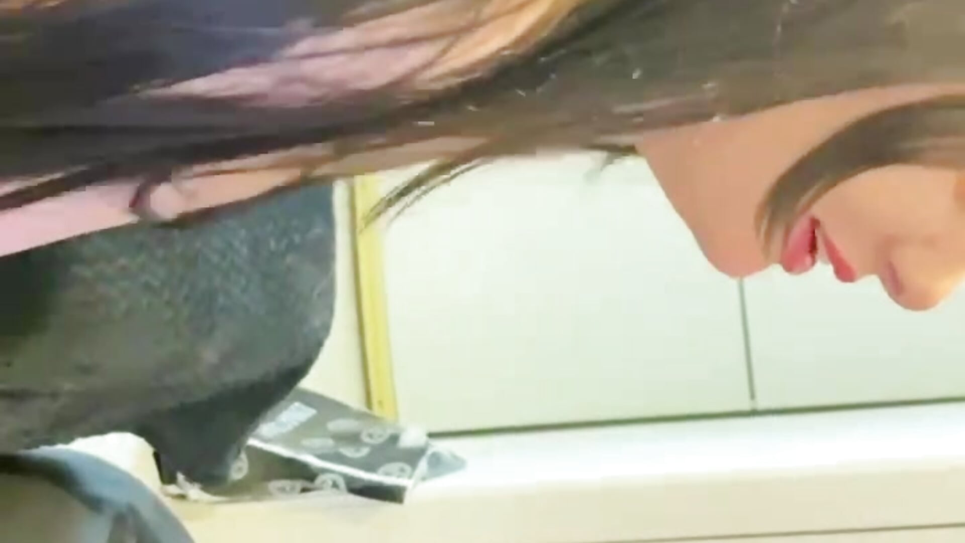 New neighbor loves to suck - video by Your_hot_neighborss cam model