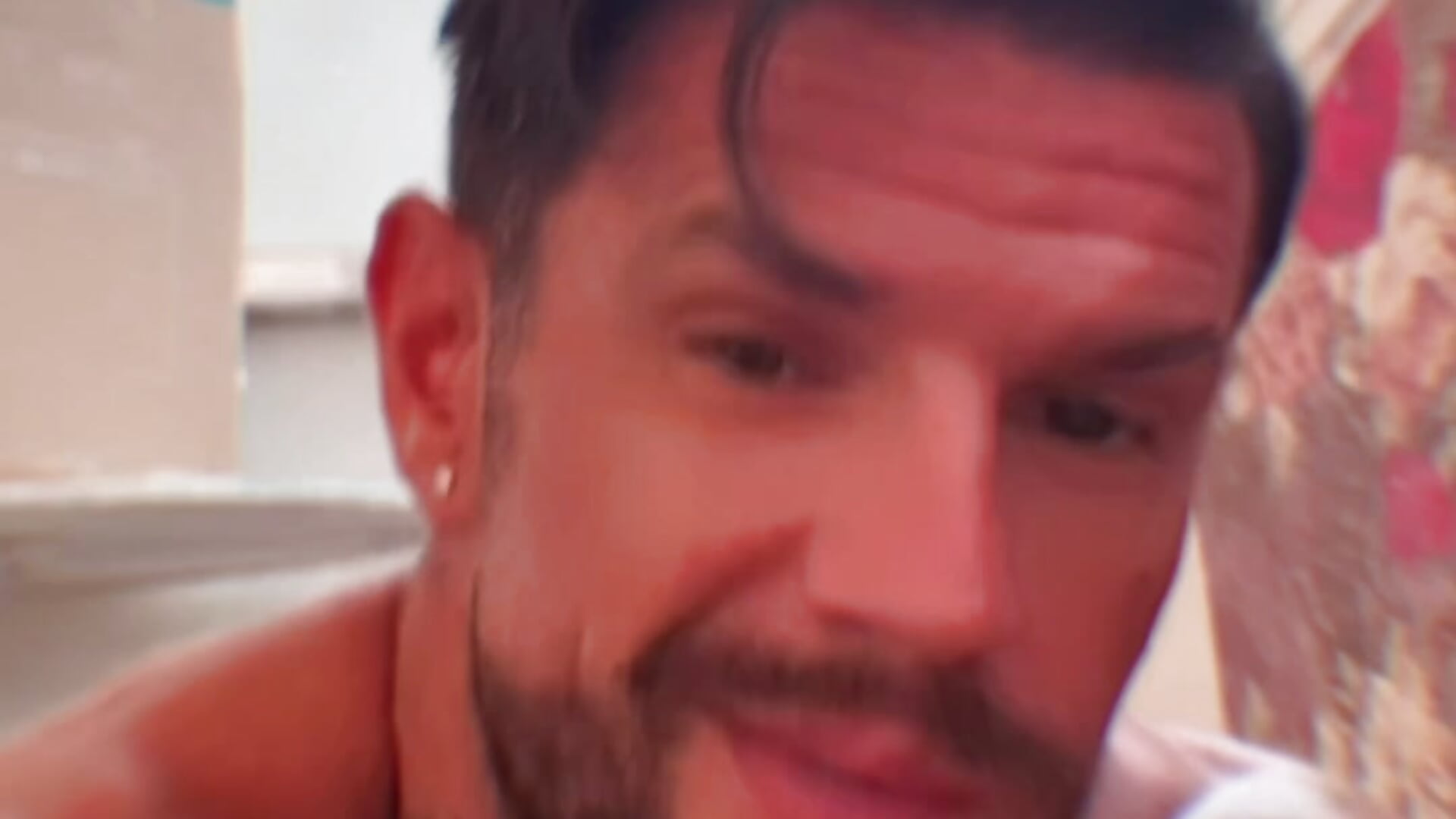 E5E1C392-A23D-44C5-A6F8-A1539F655A84 - video av Siriuslunaris cam-modell