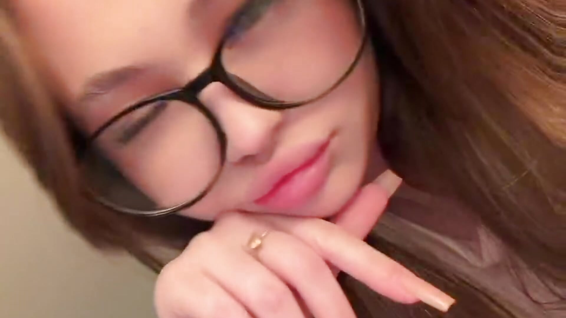 BOO - NIKAGPT主播的视频