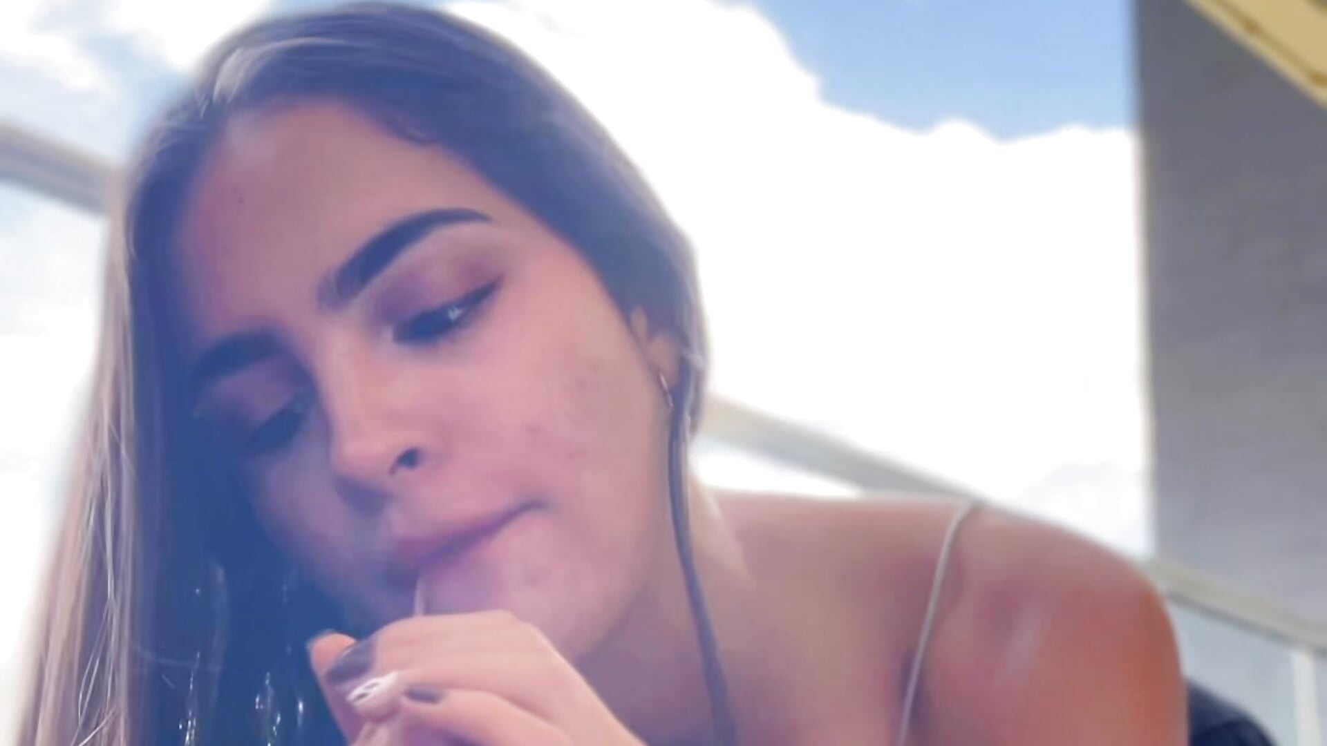 A LOT OF SALIBA FOR YOUR COCK! 🥵💦 - video van EmmaVonn cam-model
