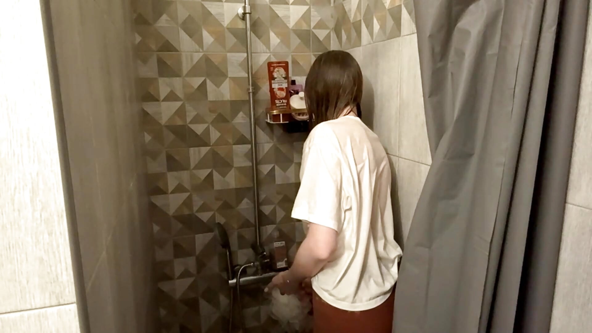 2026-03-29 20-57-29 - Trim - video của người mẫu cam KatrineDrea