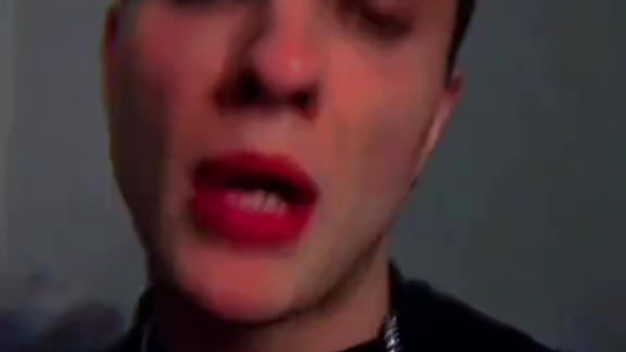 Dreamkai - Video Tren Model Kamera 5239