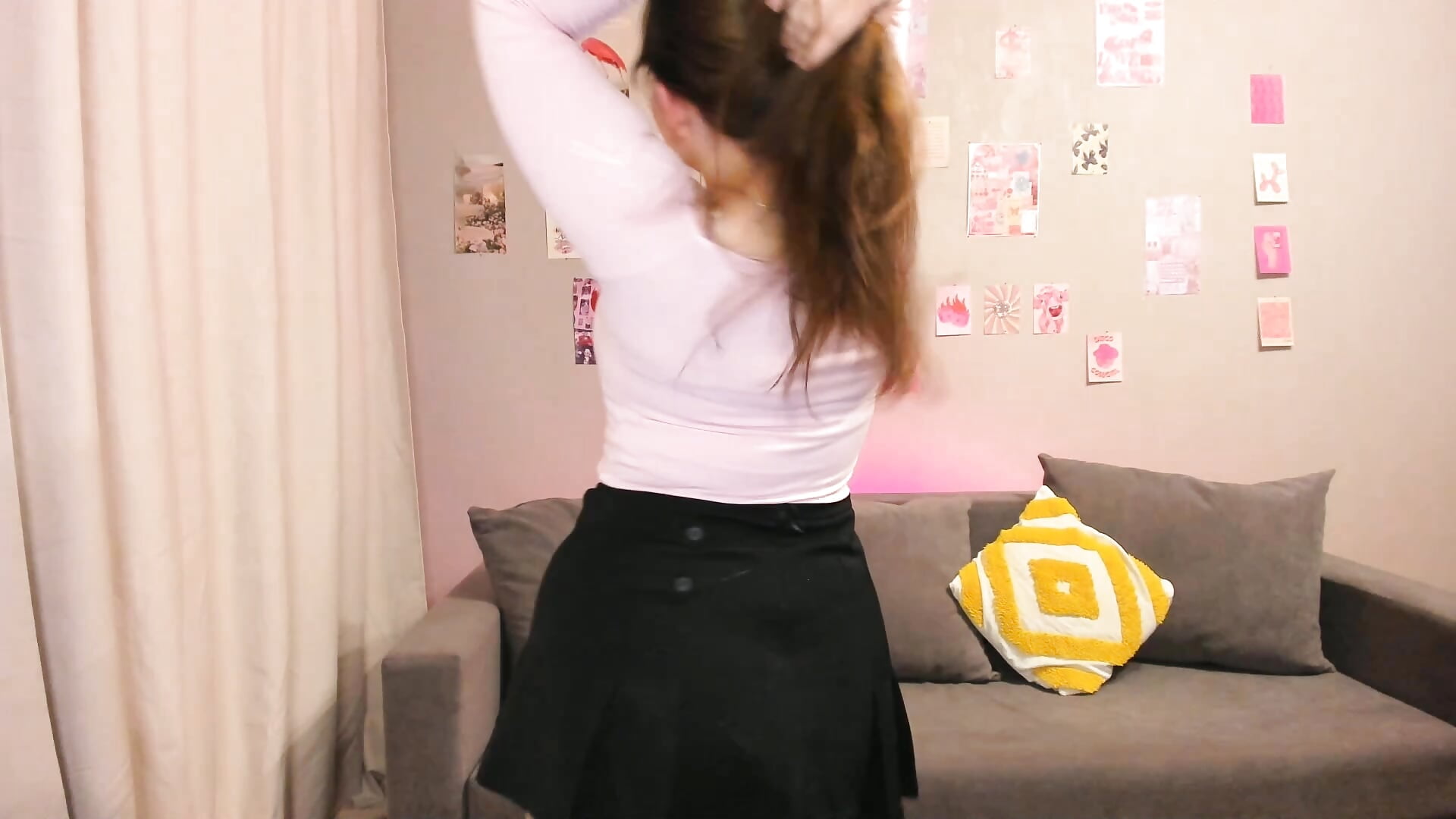 dancing for you! - video của người mẫu cam Sophie_Lips