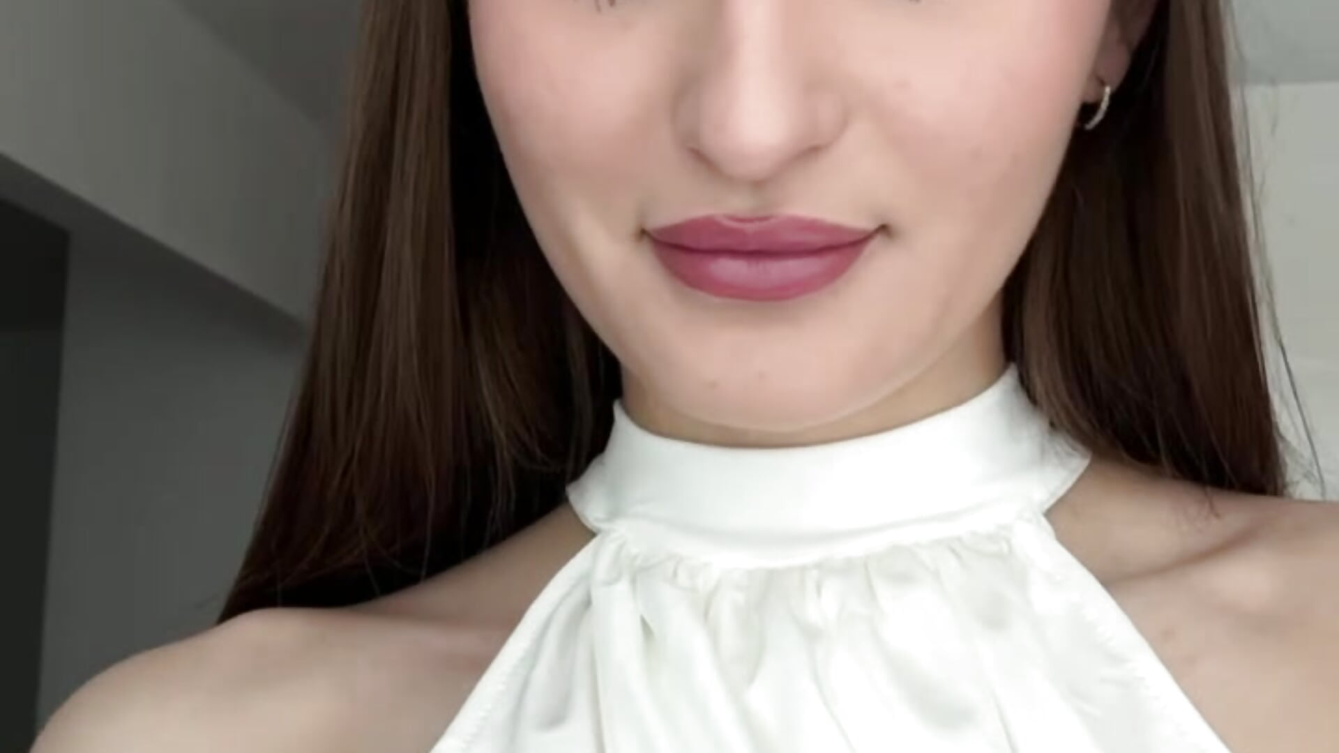 it's me >_< - video di HallieHollo modella di cam