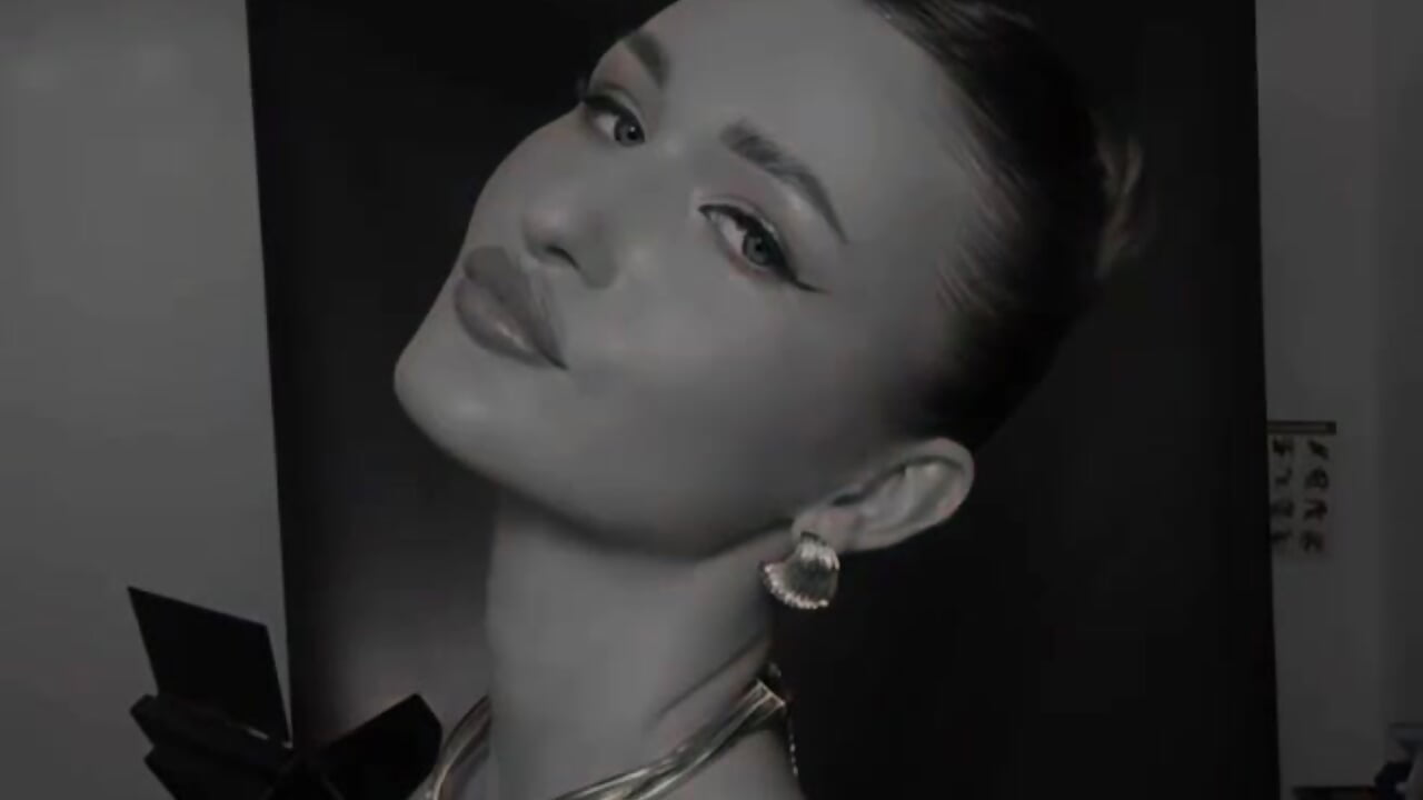 Sigma - Vídeo de HallieHollo, modelo de vídeos