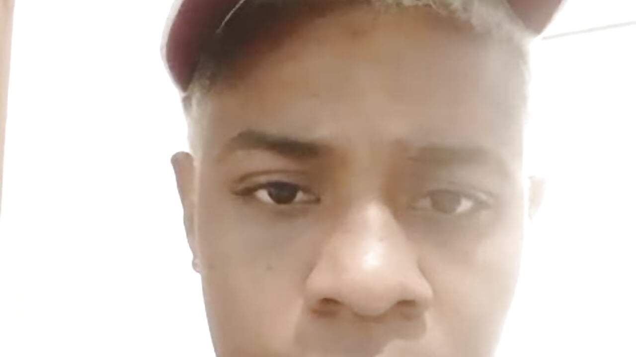 profile-intro-video-1774885837 - วิดีโอโดย LUCA_TURNER โมเดลแคม