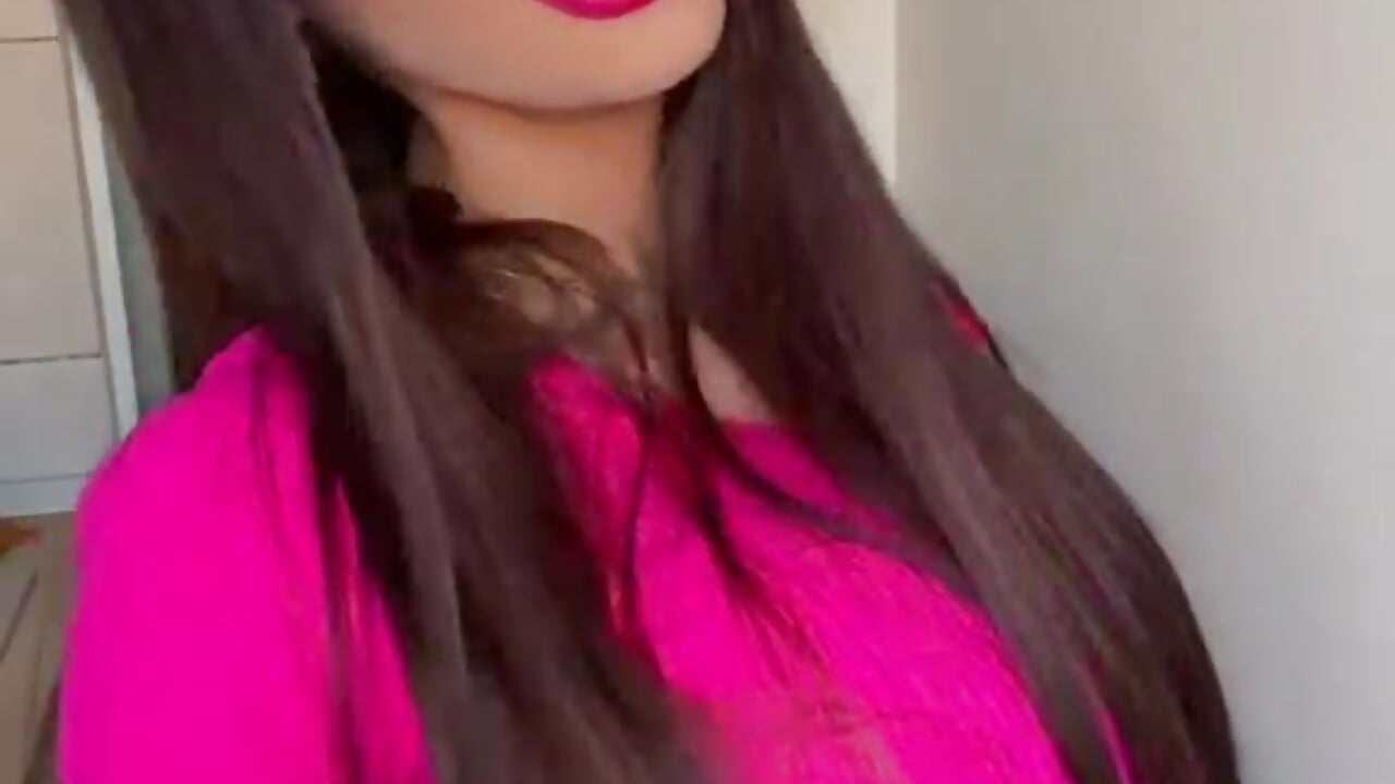 Kissees - clip cu BadInfluenceXO_ model videochat