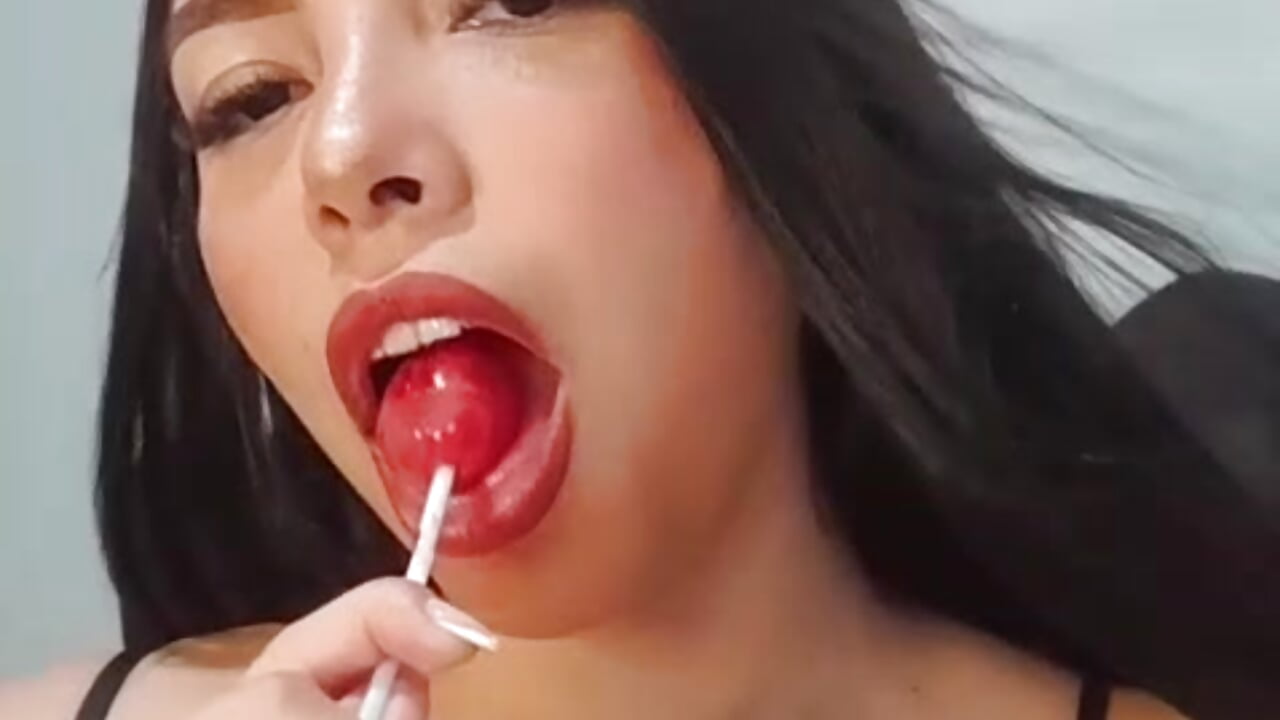 Want to try? 😈 - Ariana_castillo02 adlı kamera modelinin videosu