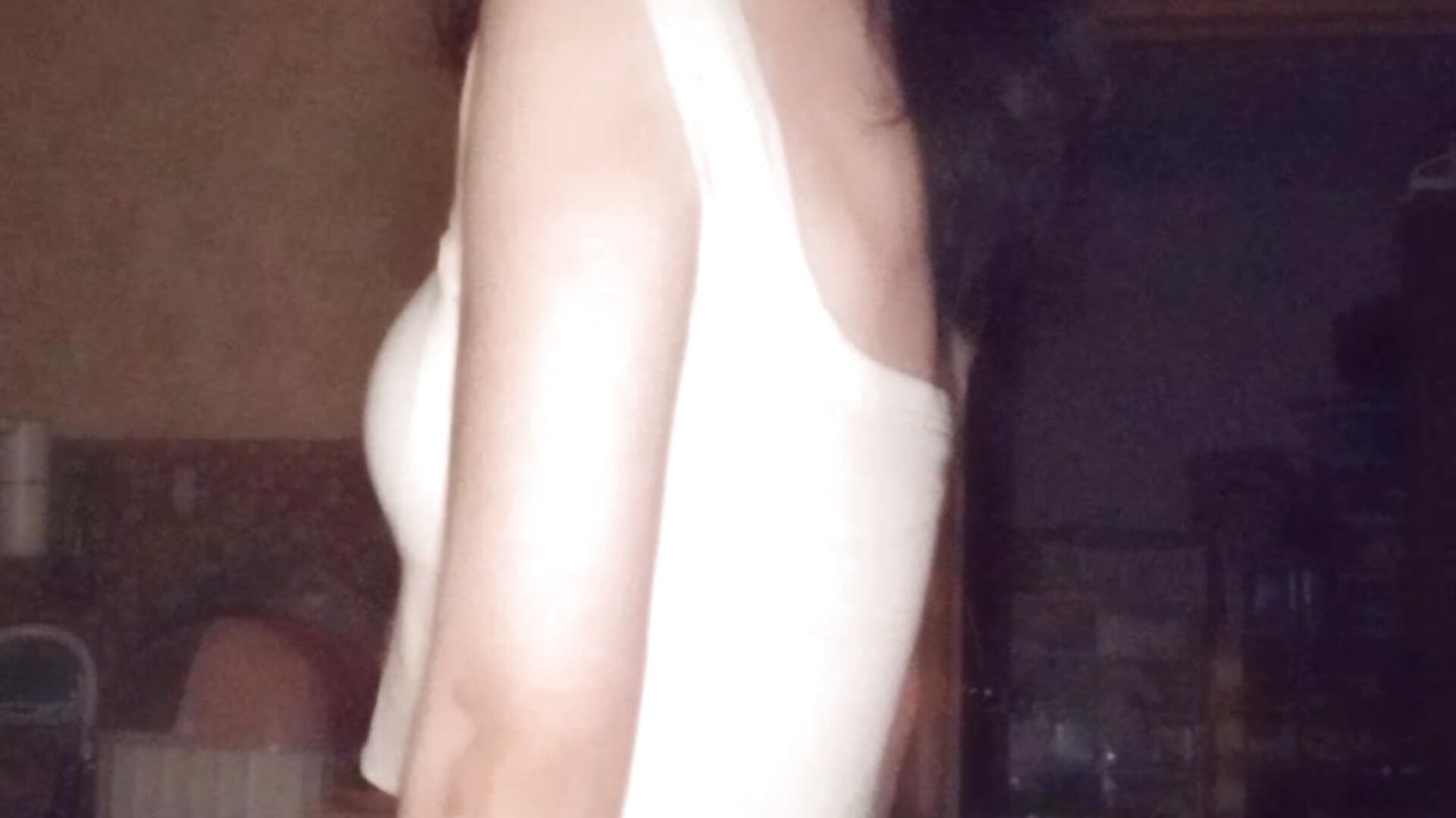 Look at me pose - відео від вебкаммоделі SlitheryTrudge