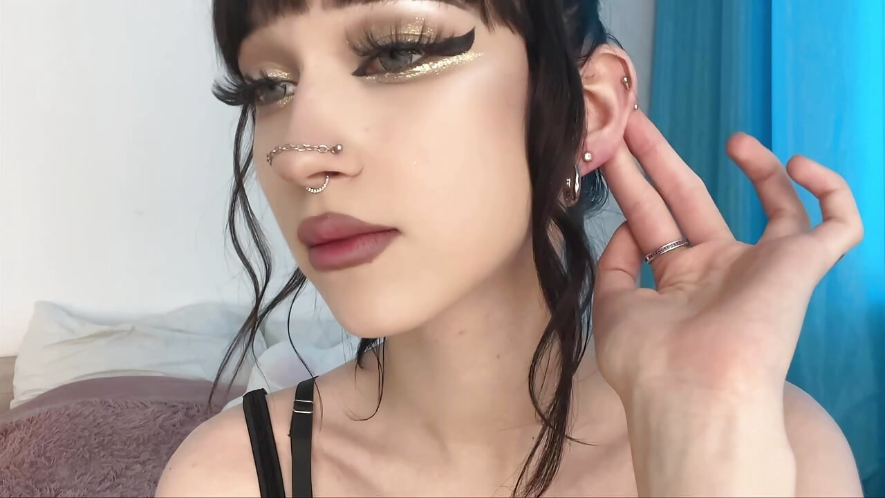 My piercing - video av LunarMolly cam-modell