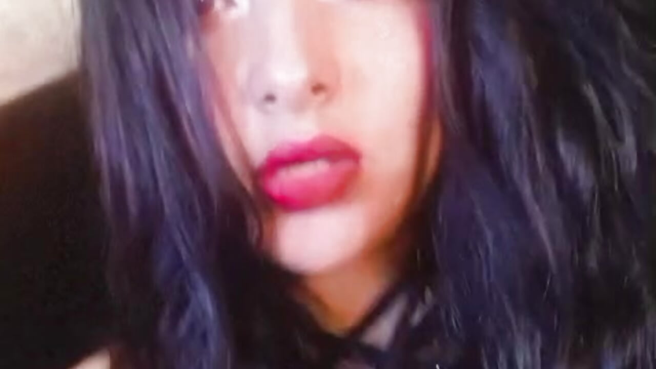 WhatsApp Video 2026-04-27 at 8,42,57 PM - video by KamylaBiker cam model