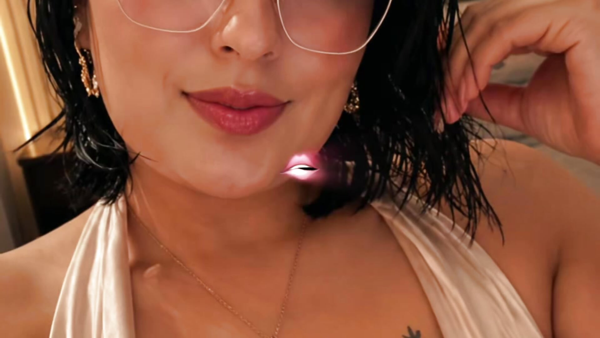 copy_3BAF9CF1-2E7B-4DE2-82AD-F325714DD3E7 - video by Ivory_Glow cam model