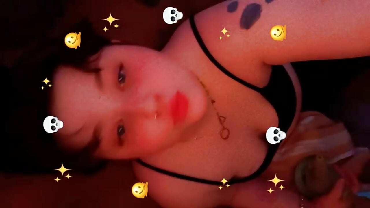 🙈 - video by Void_inspace cam model