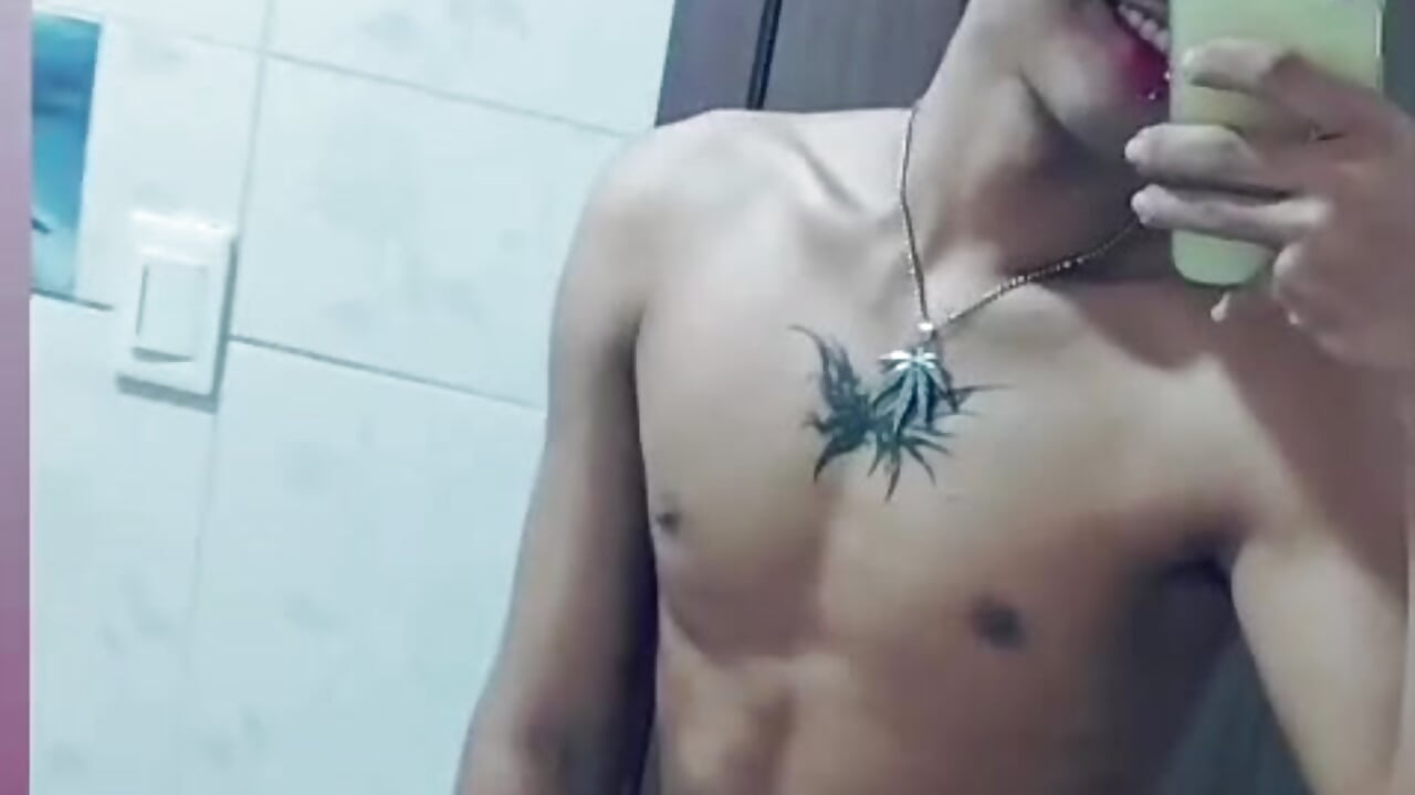 my sexy body ❤ - video by MiikeOthon cam model