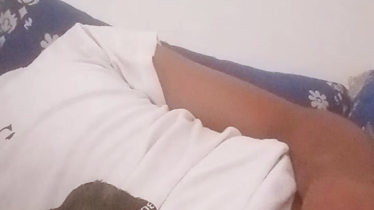 1000295396 - video by ChaffedLapsing cam model