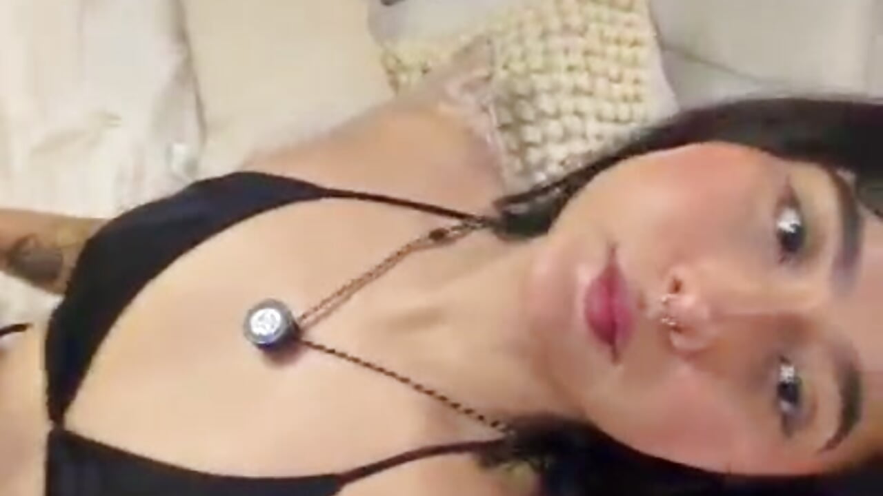 “I bet you can’t watch this without getting hard 😈” - video by Lilith_nyxx cam model