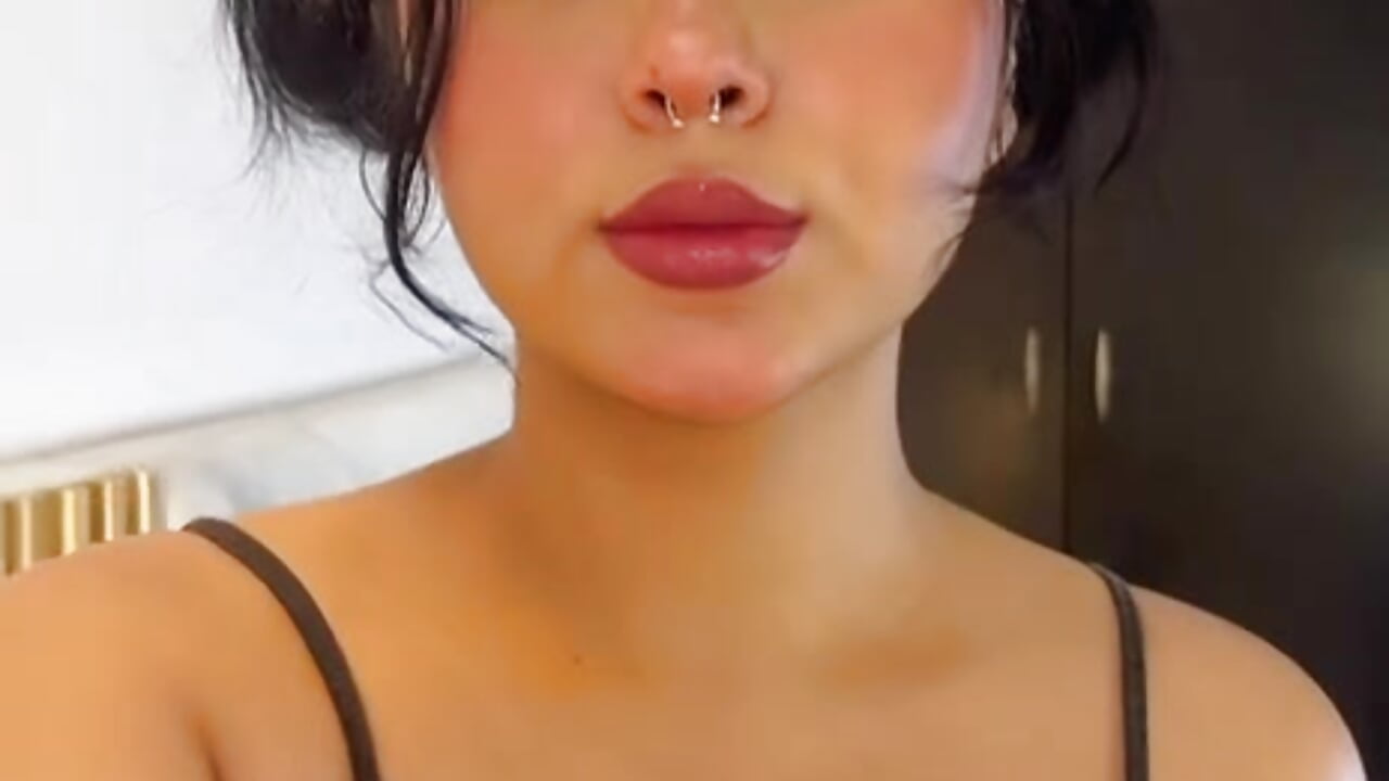 💦 Not as innocent as I look… come see why - วิดีโอโดย Lilith_nyxx โมเดลแคม