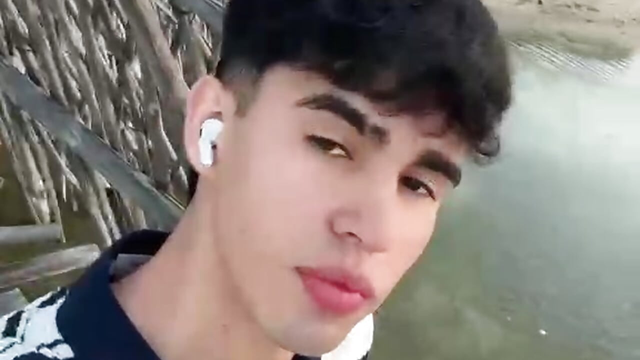 wood - video by Andy_wood cam model