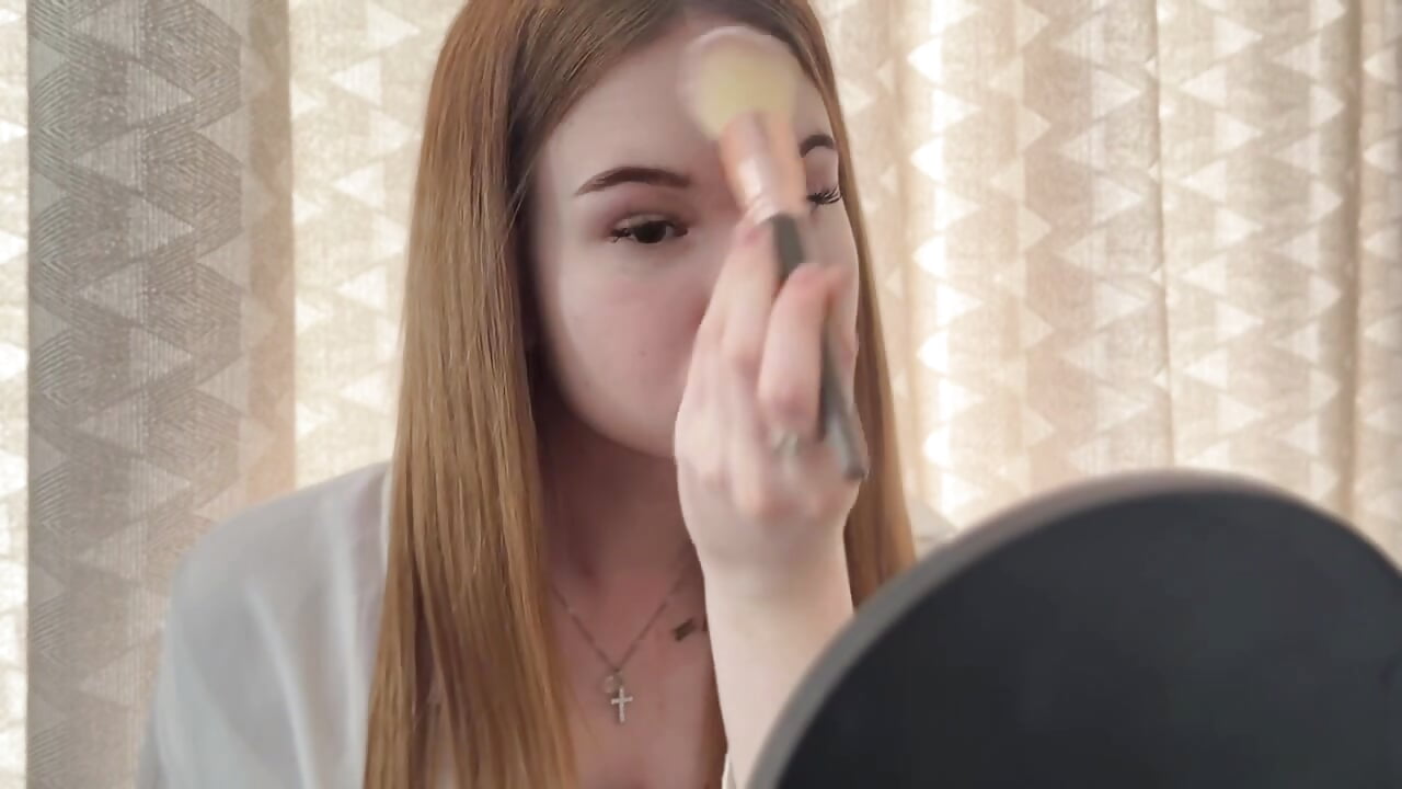 makeup - відео від вебкаммоделі DawnByard