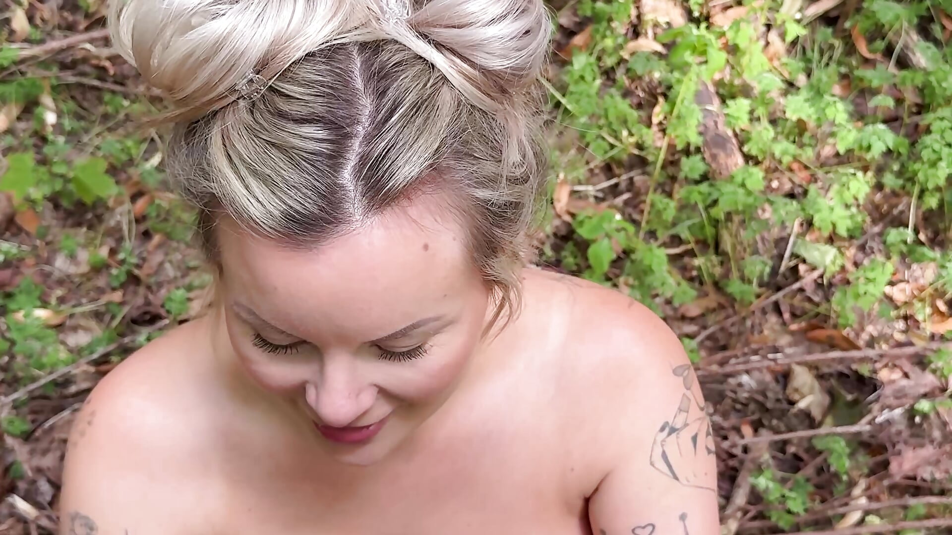 Shooting goes dirty 💦 - video by Shorty_Holly cam model