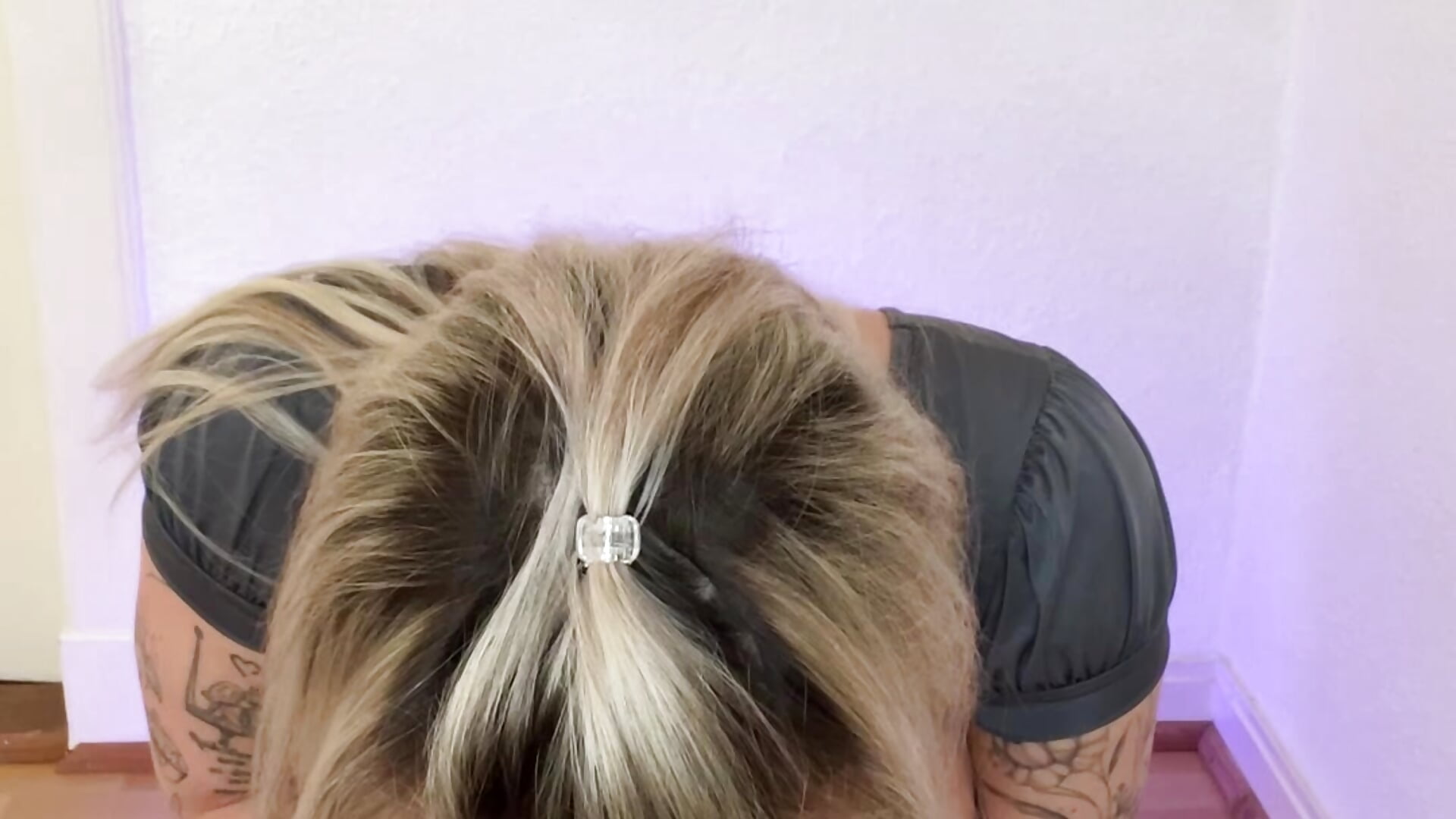 My First Squirt 💦 - Video von Shorty_Holly Cam-Model