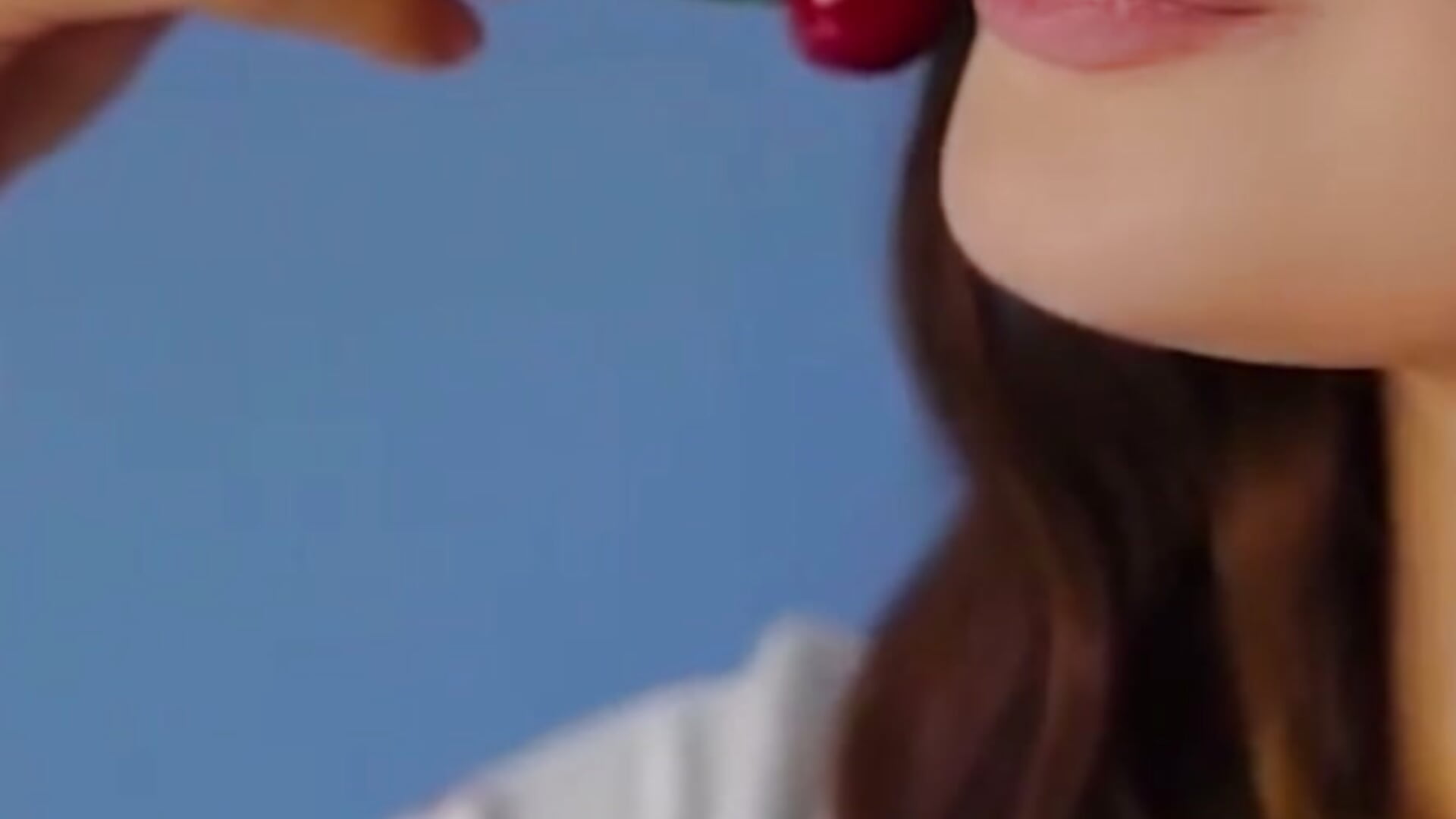 Sweet berry - Video von Mila-Cosmo Cam-Model