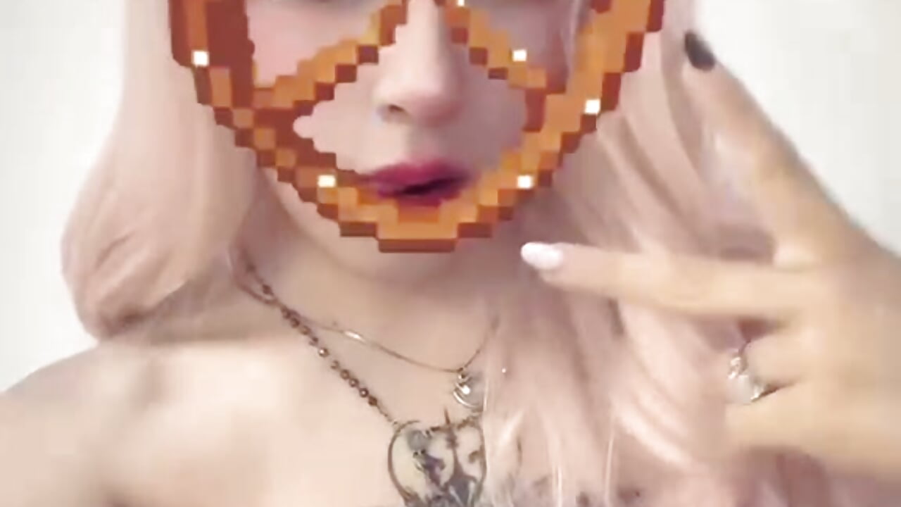 I's crazy hehe♥ - clip cu ValeryBeaumont model videochat