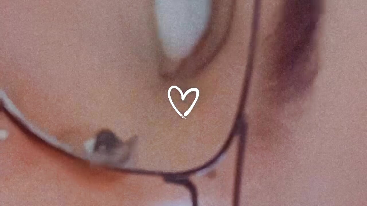 👀🎀 — filmik dilsheen_kaur_live, modela(-lki) na kamerkach